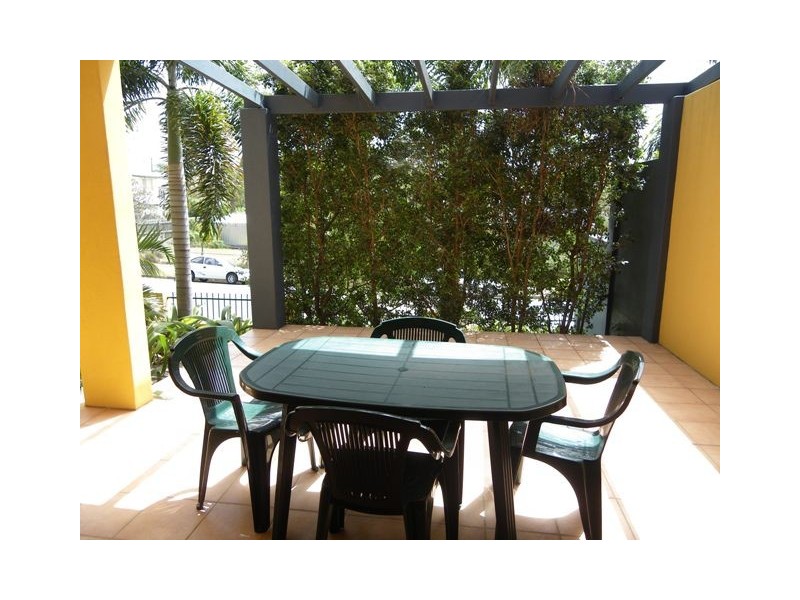 2/19  Pratt Street, Enoggera QLD 4051