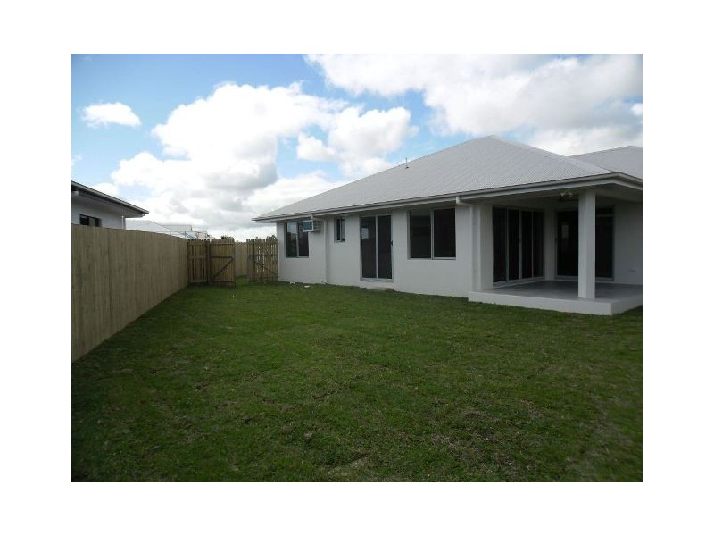 4 Chislett Court, Mount Low QLD 4818