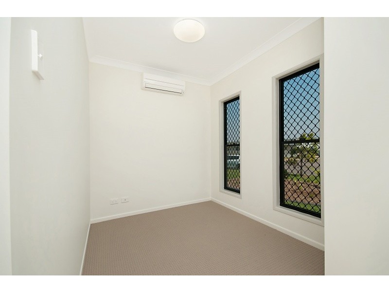 128 Daintree Drive,, Bushland Beach QLD 4818