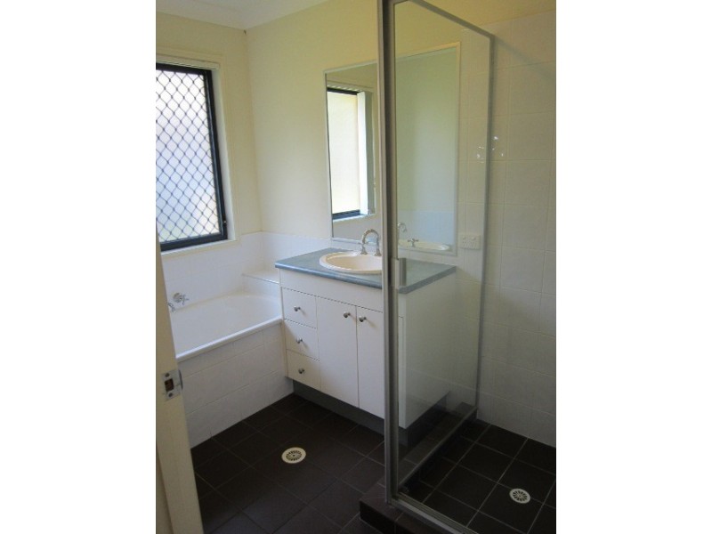 44 Fourth Ave, Marsden QLD 4132