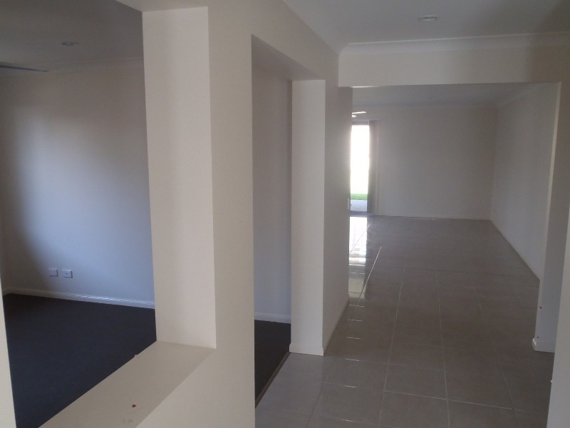 8 Cable Court, Blacks Beach QLD 4740