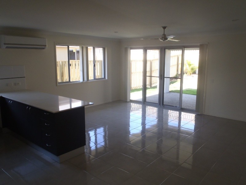 8 Cable Court, Blacks Beach QLD 4740