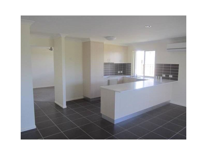 47 Newport Parade, Blacks Beach QLD 4740