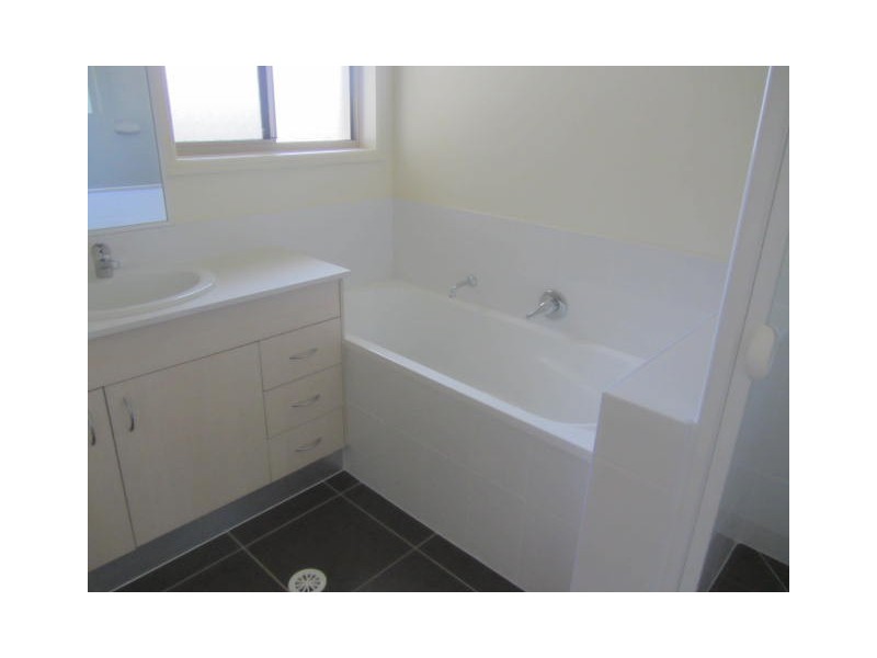 47 Newport Parade, Blacks Beach QLD 4740