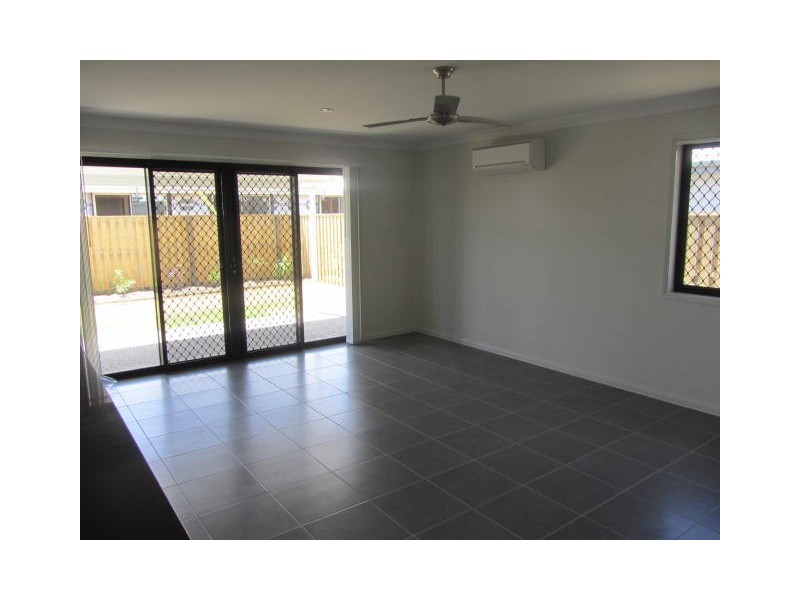 165 Whitehaven  Court, Blacks Beach QLD 4740