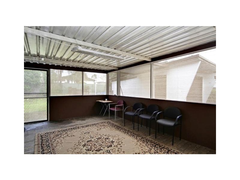 12 Hull Avenue, Lurnea NSW 2170