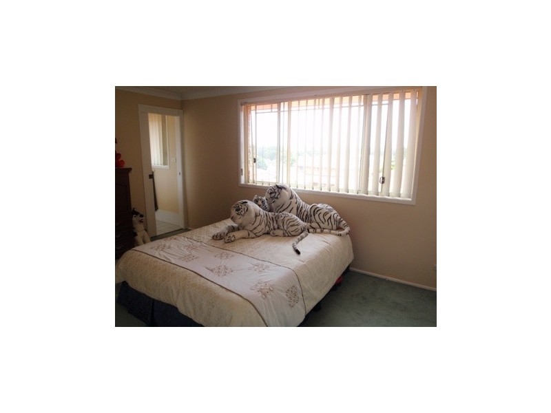 8 Pegasus Avenue, Hinchinbrook NSW 2168