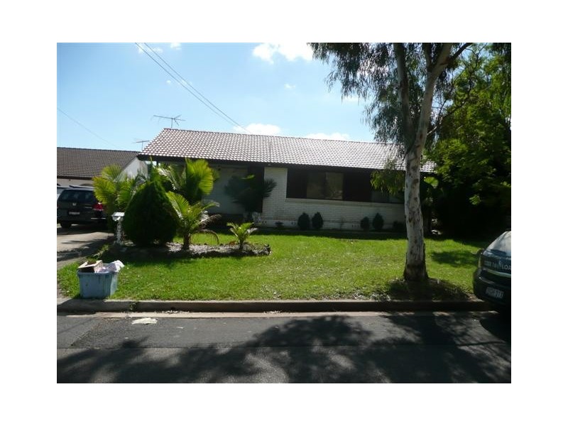 30 Jacaranda Cresent, Casula NSW 2170