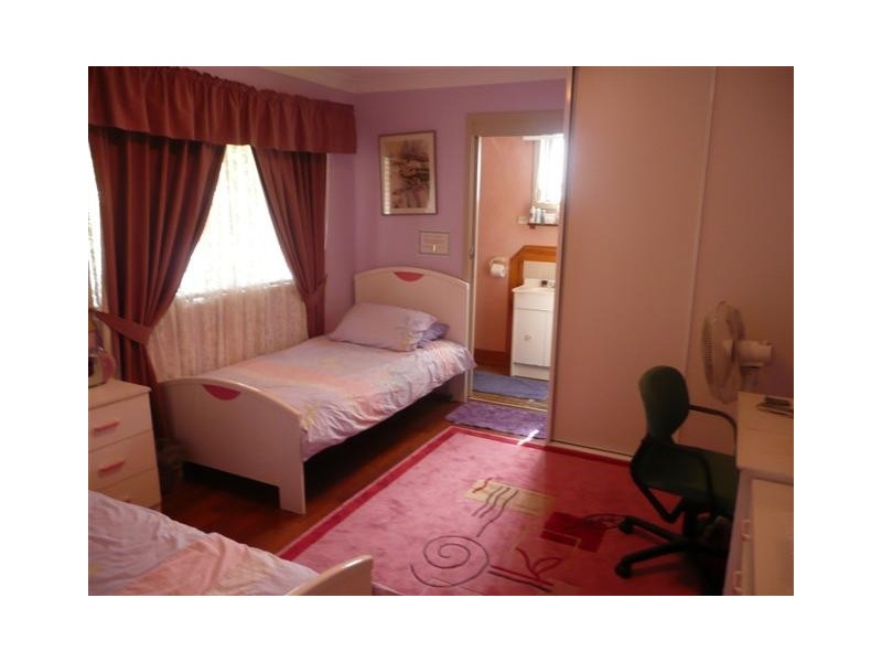 30 Jacaranda Cresent, Casula NSW 2170