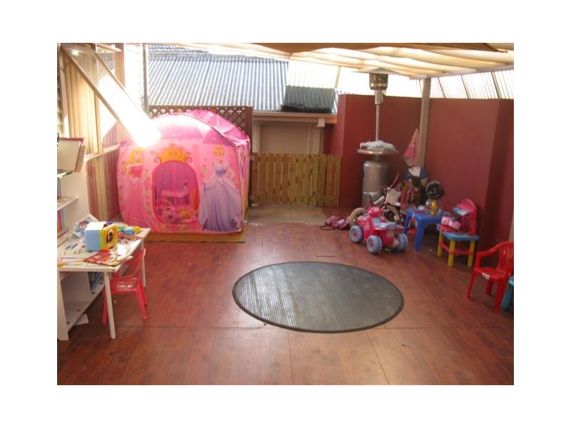 2 Taloma Avenue, Lurnea NSW 2170