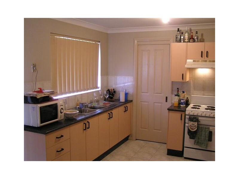 2/10-12 Webster Road, Lurnea NSW 2170