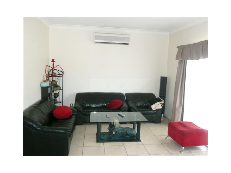 West Hoxton NSW 2171