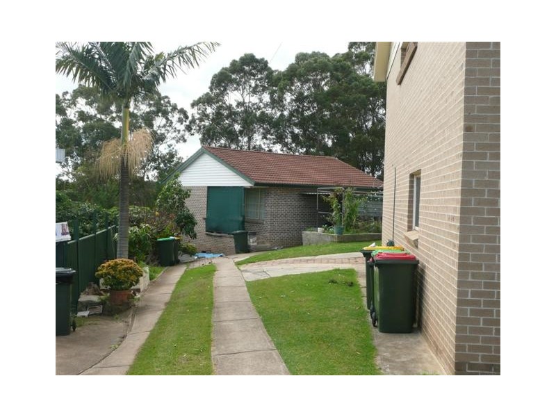 West Hoxton NSW 2171