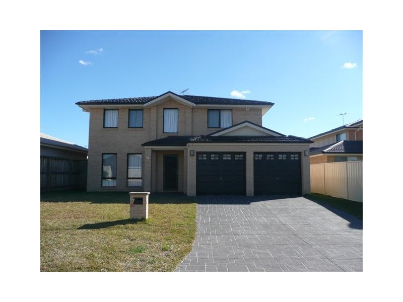 12 MOY CLOSE, Prestons NSW 2170