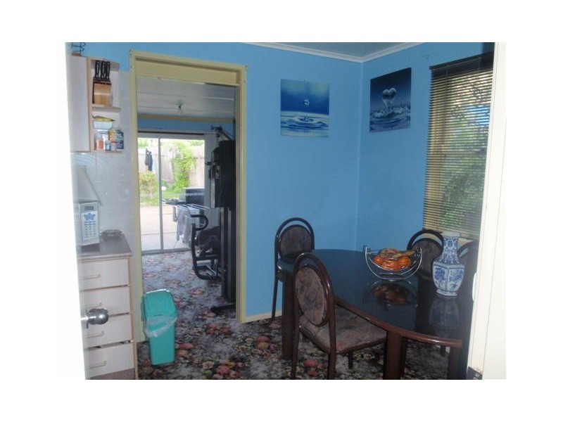 16 QUIST AVENUE, Lurnea NSW 2170