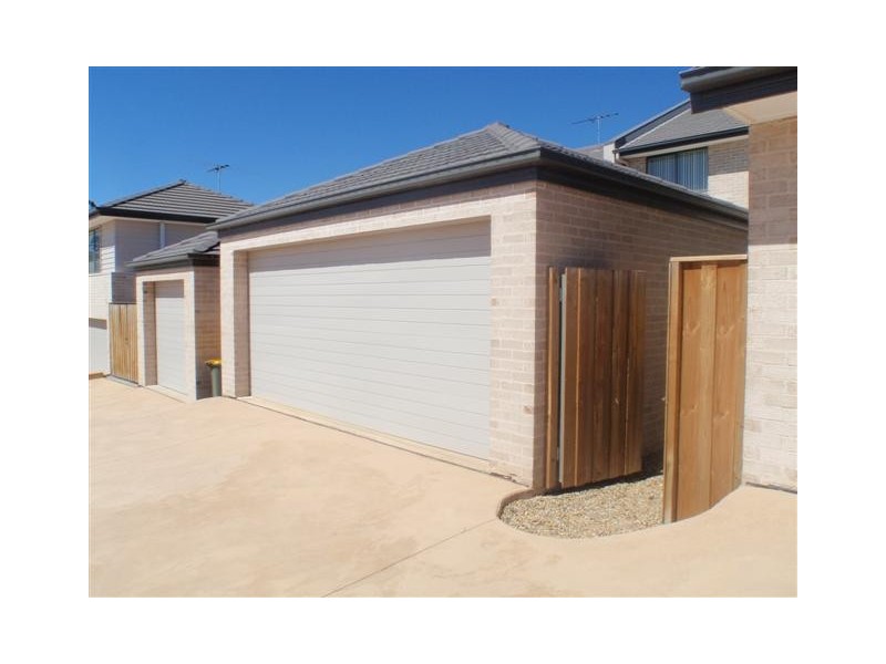 31 STOWE AVENUE, Campbelltown NSW 2560