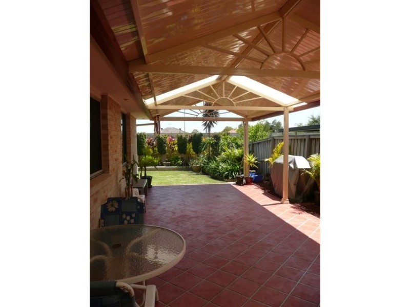 17 MAGNOLIA CLOSE, Casula NSW 2170
