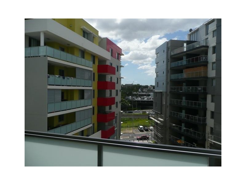 57/4 WEST TERRACE, Bankstown NSW 2200