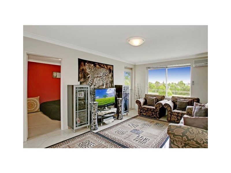 21-2-4 COLLIMORE AVENUE, Liverpool NSW 2170