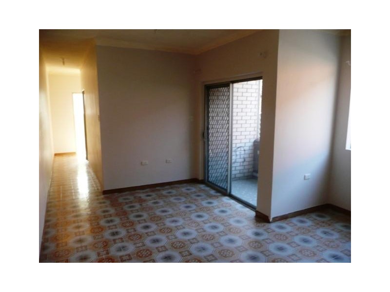 2/40 Castlereagh Street, Liverpool NSW 2170