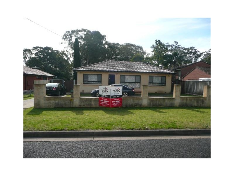 48 Third Avenue, Macquarie Fields NSW 2564