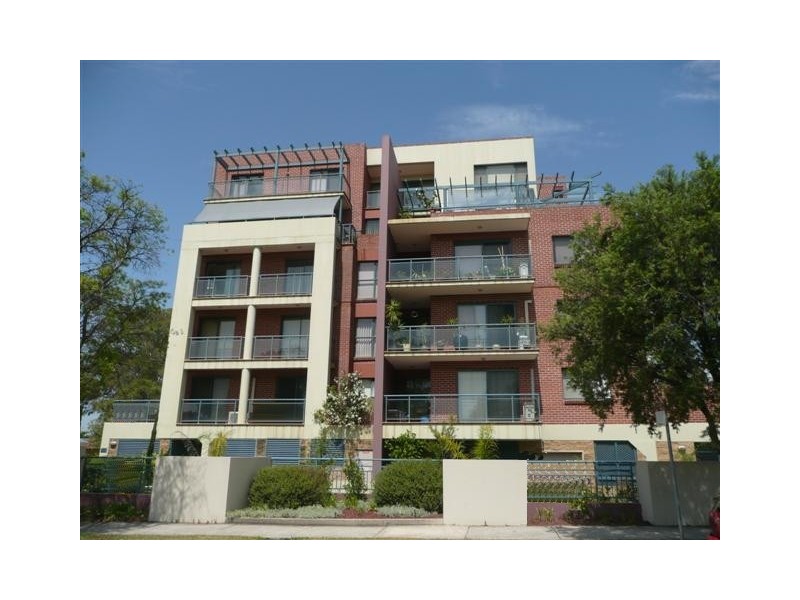 10/8-10 Bigge Street, Liverpool NSW 2170