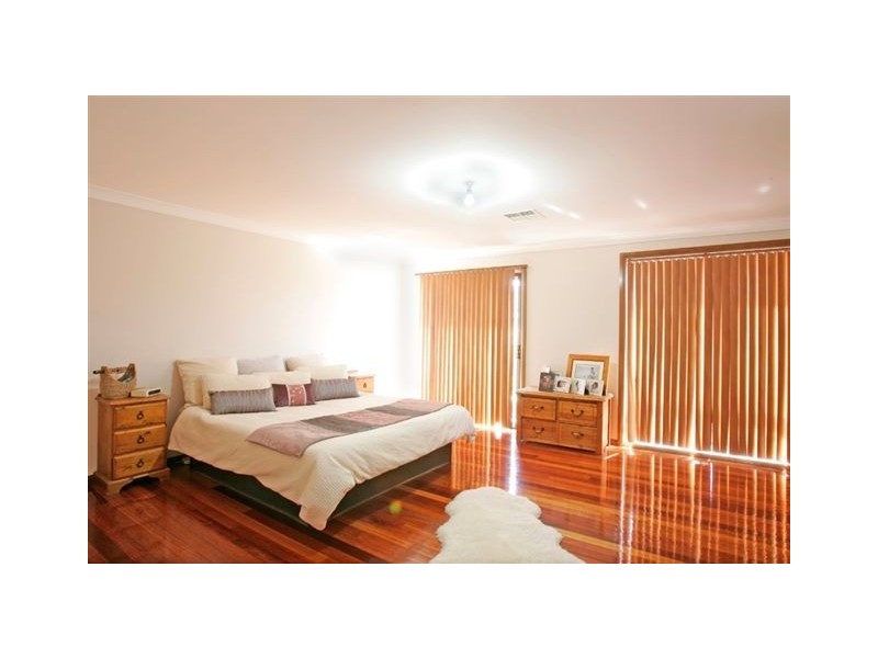 West Hoxton NSW 2171