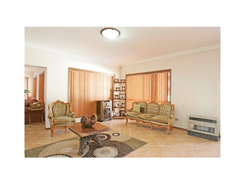 West Hoxton NSW 2171