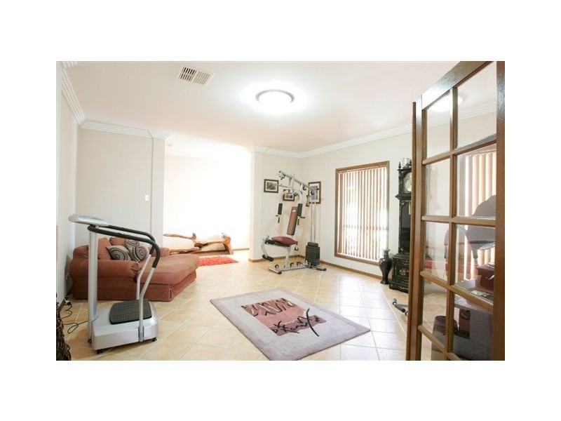 West Hoxton NSW 2171