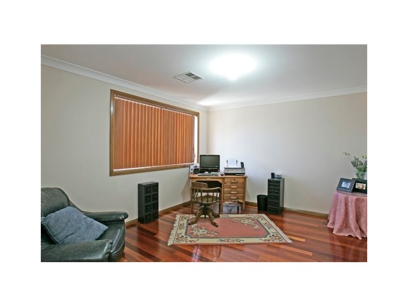 West Hoxton NSW 2171