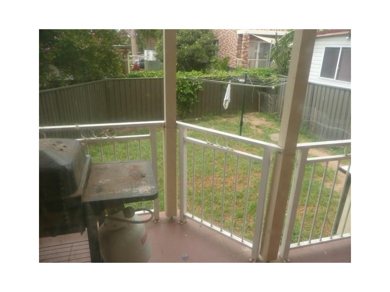 4B Bradshaw Avenue, Moorebank NSW 2170