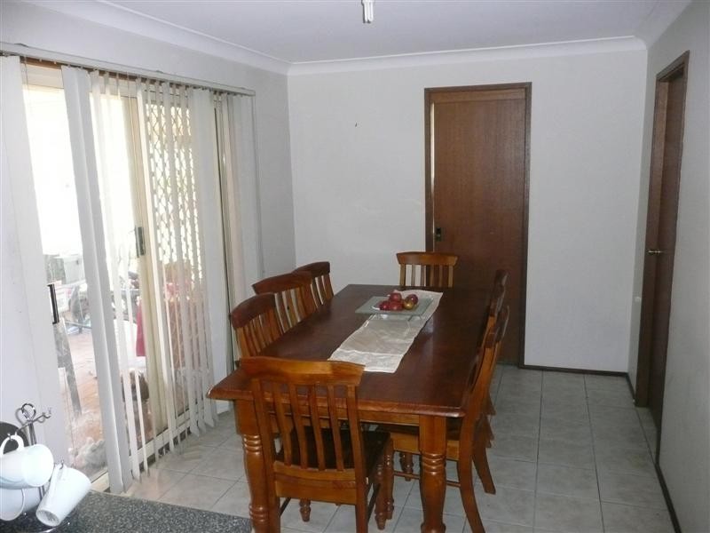 17 PEACOCK WAY, Currans Hill NSW 2567