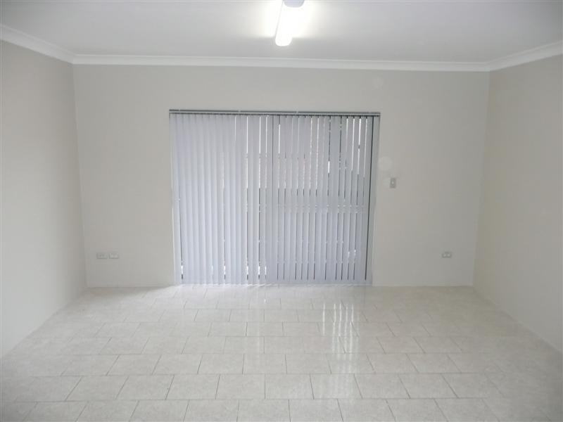 2/84 Castlereagh Street, Liverpool NSW 2170