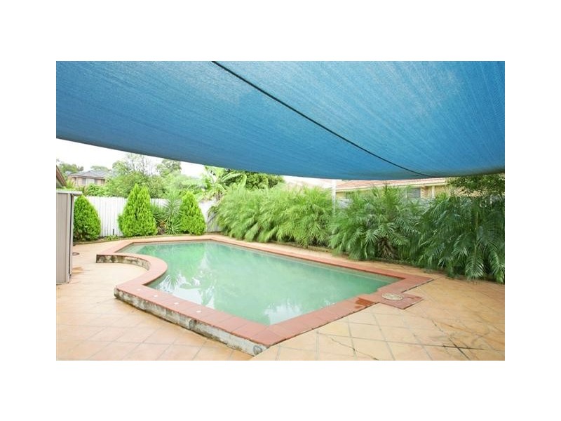 8 Royala Close, Prestons NSW 2170