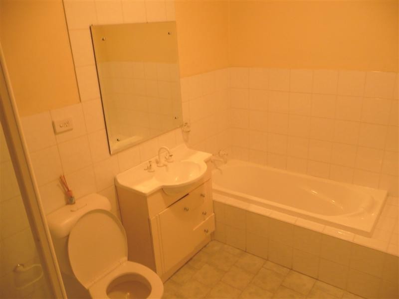 34/100 Terminus Street, Liverpool NSW 2170