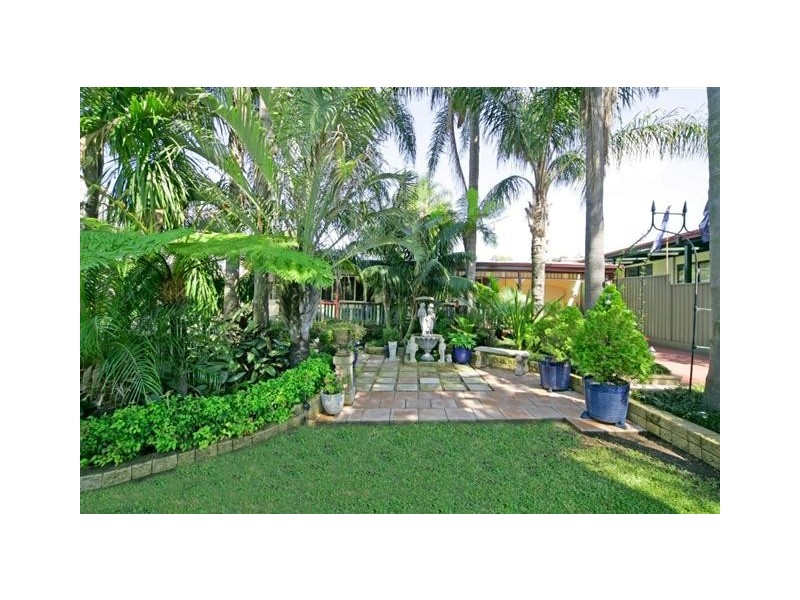 43 Stewart Avenue, Hammondville NSW 2170