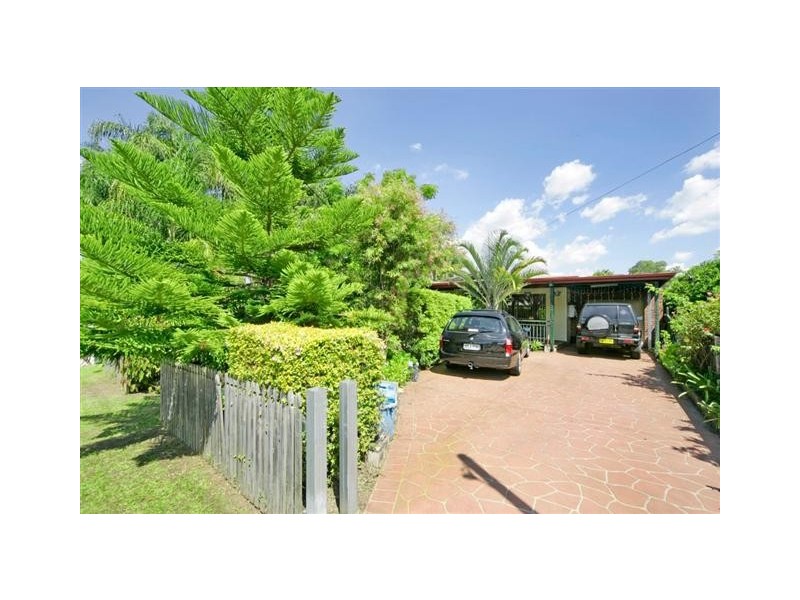 41 Stewart Avenue, Hammondville NSW 2170