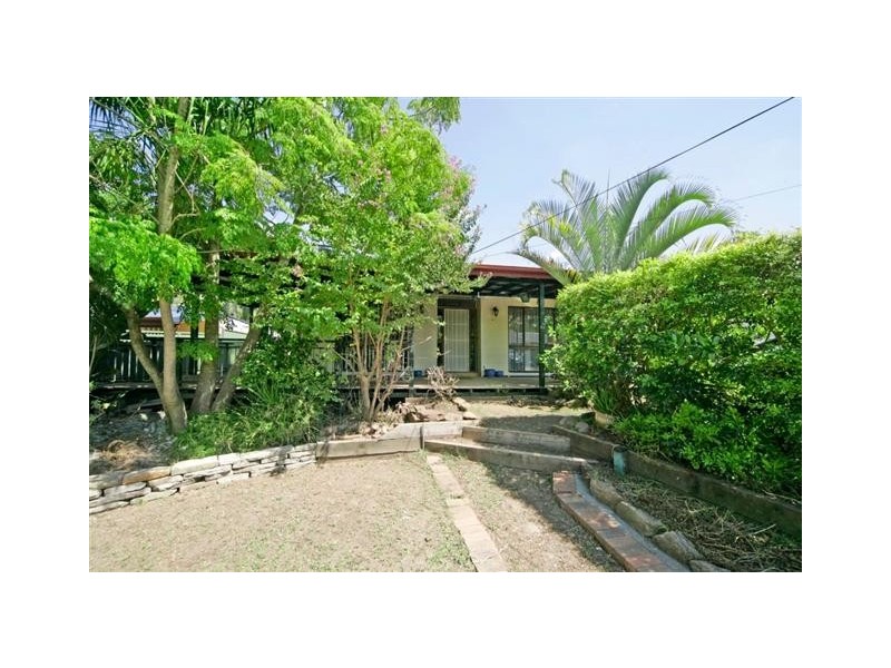 41 Stewart Avenue, Hammondville NSW 2170