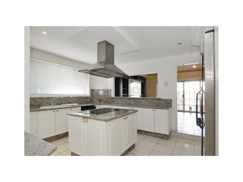 10 Cloncurry Place, Wakeley NSW 2176