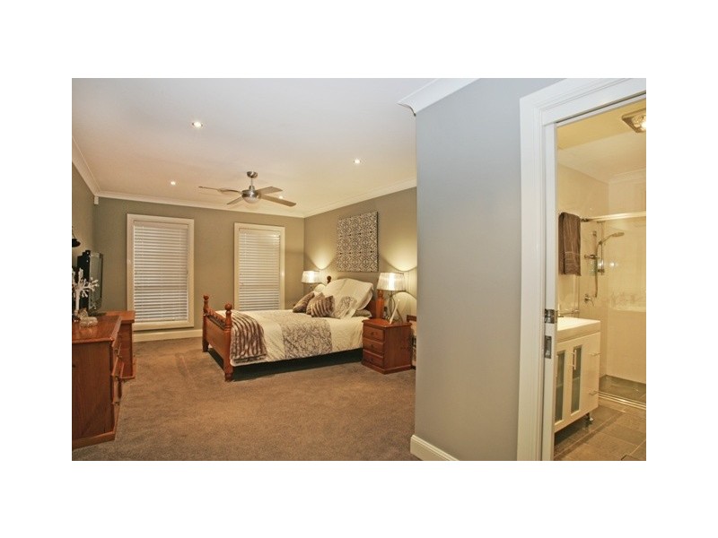 Elderslie NSW 2570