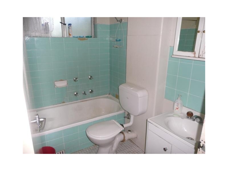 18/2 Forbes Street, Warwick Farm NSW 2170