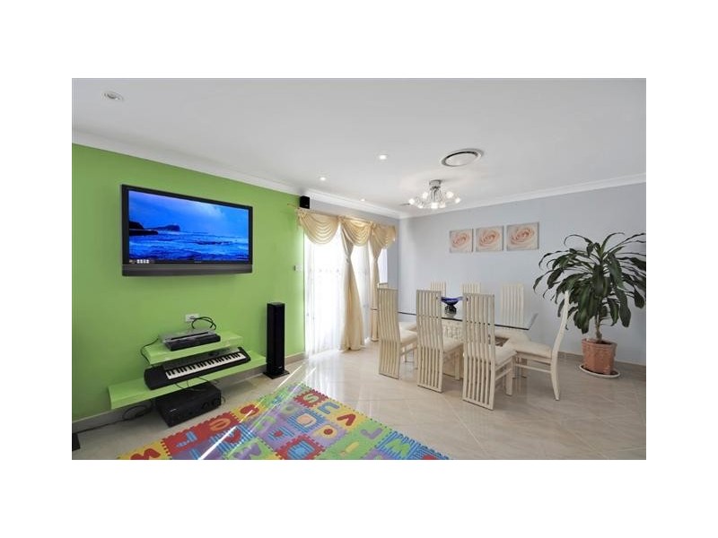 50 Lindsay Street, Casula NSW 2170