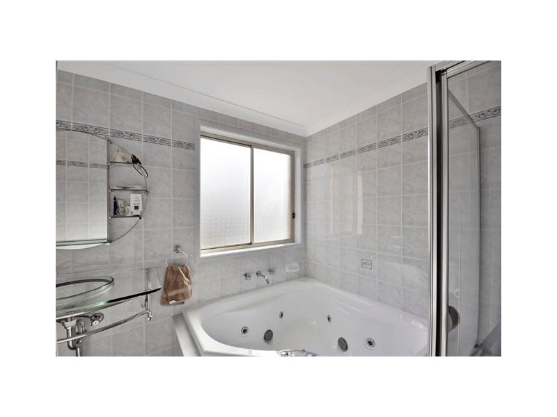 50 Lindsay Street, Casula NSW 2170