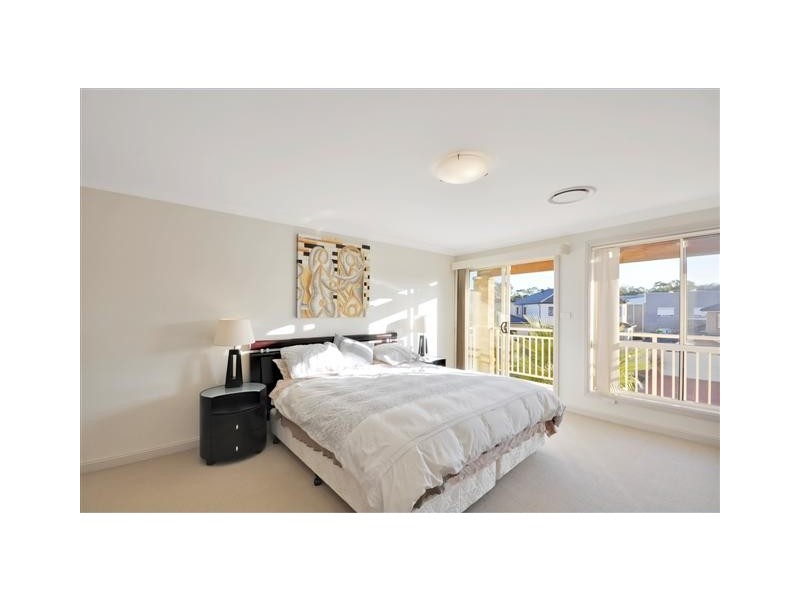 11 Garling Avenue, West Hoxton NSW 2171