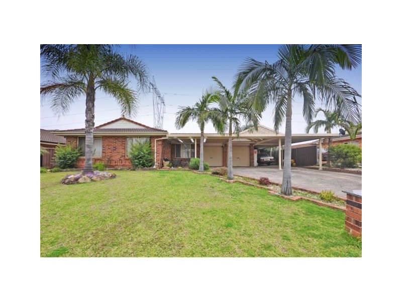 6 Hayman Avenue, Hinchinbrook NSW 2168
