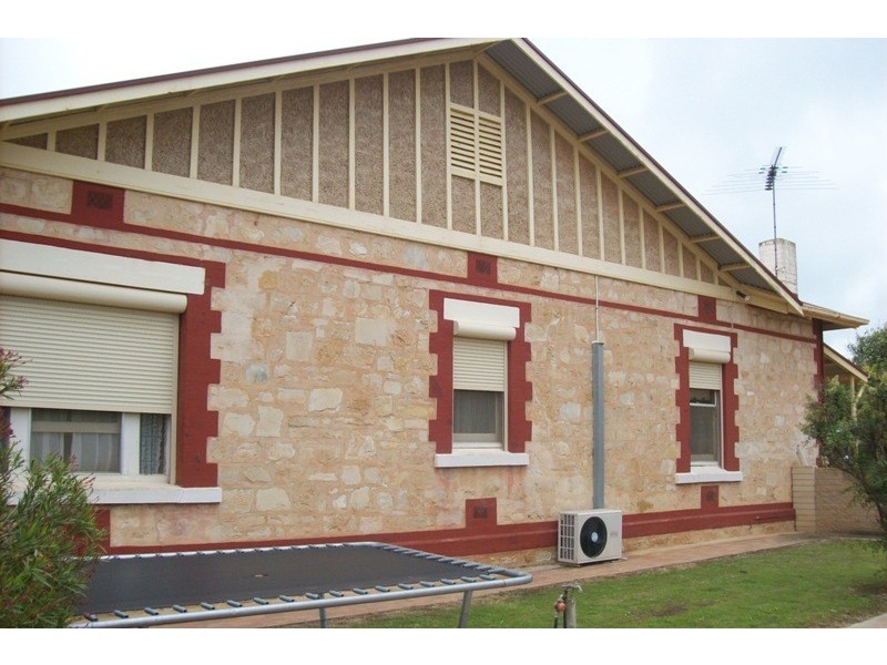 1 – 3 Youngs Road, Owen SA 5460