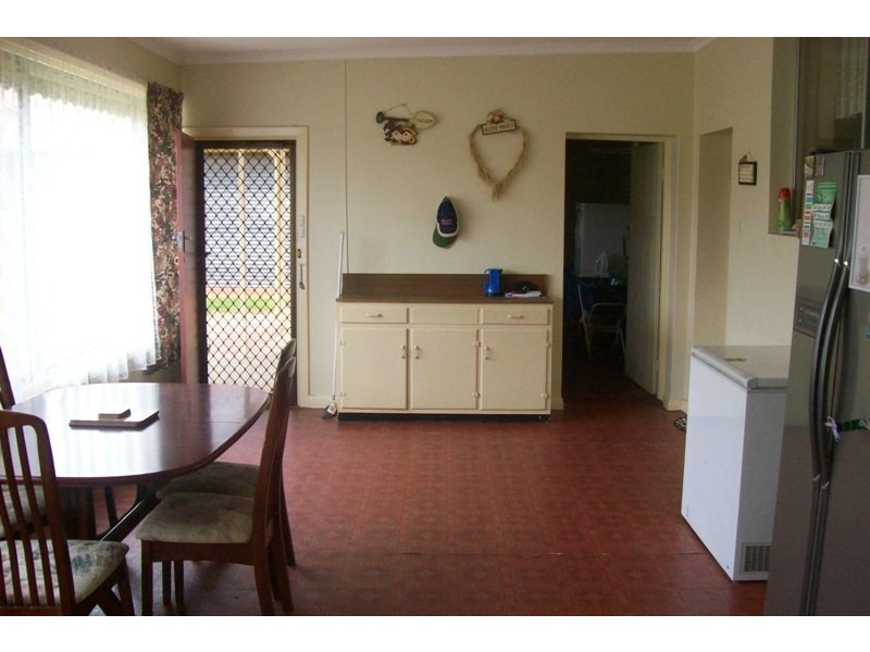 1 – 3 Youngs Road, Owen SA 5460