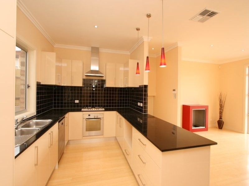 u3/5 Clegowie Street, West Beach SA 5024