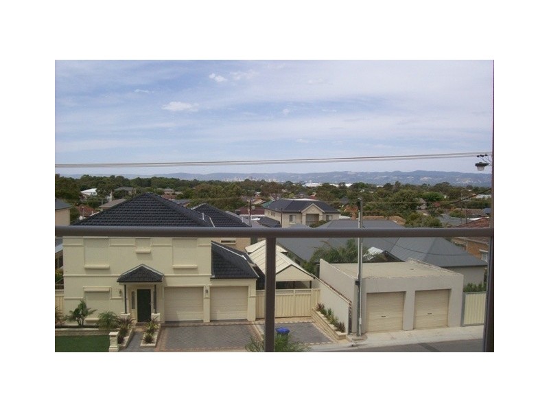 u3/5 Clegowie Street, West Beach SA 5024