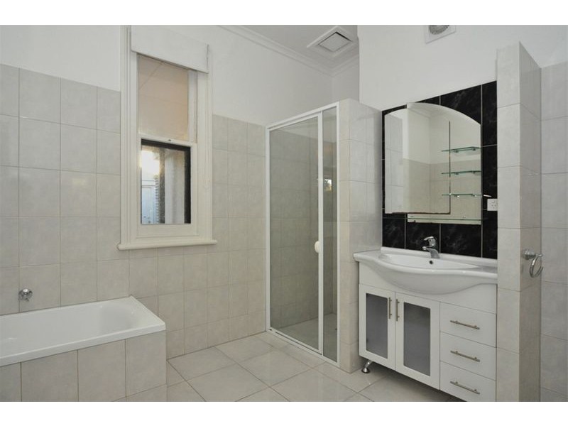 7 Craigie Street, Birkenhead SA 5015